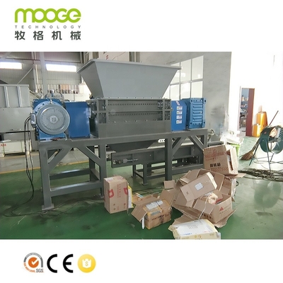 Hoge efficiëntie zware shredding machine dubbele schacht shredder voor grote plastic afvalbanden dikke vaten en kratten